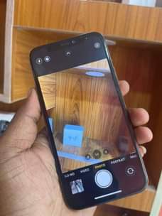 A picture of IPHONE 11 PRO
