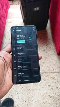 A picture of Aquos zero 2