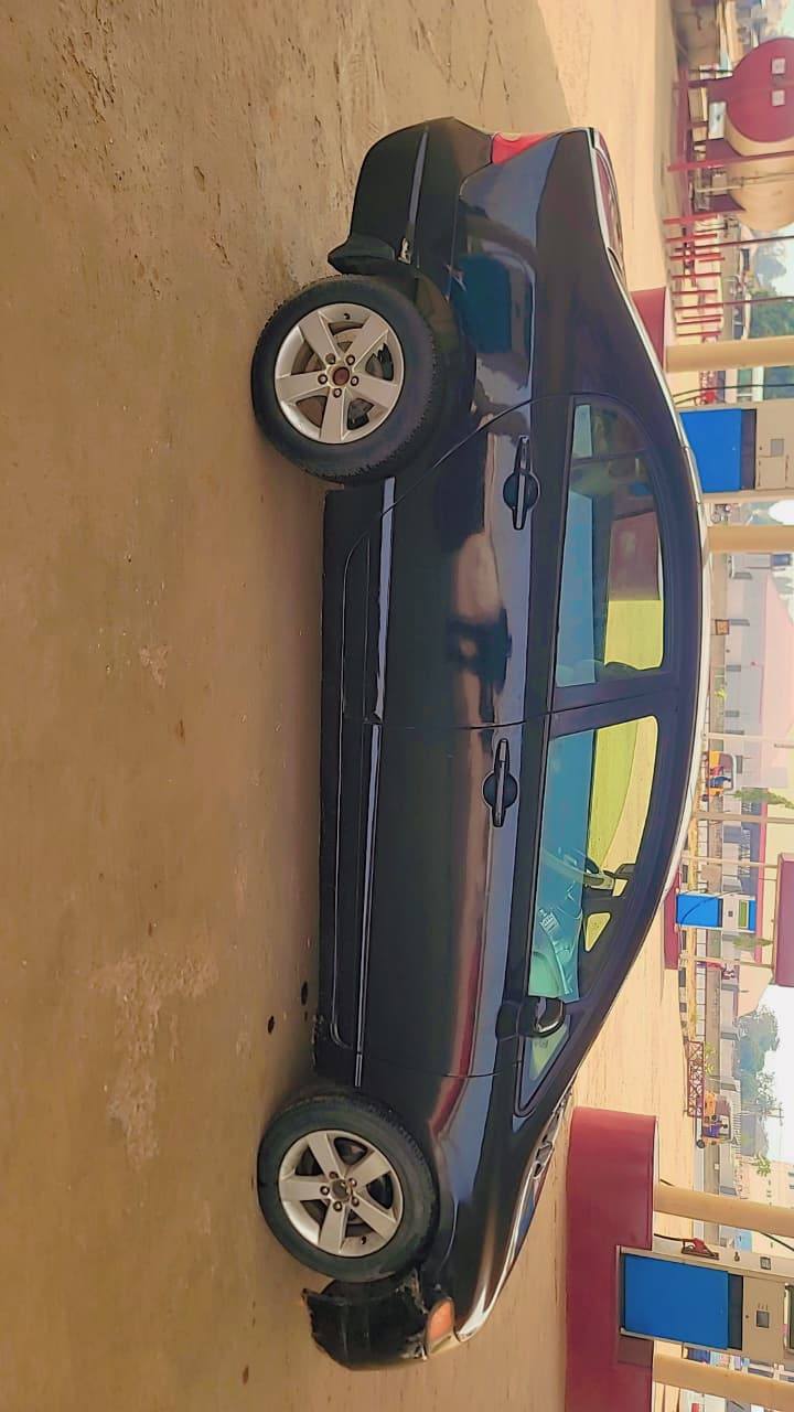 A picture of HONDA CIVIC