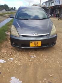 A picture of Toyota wishi