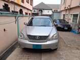 A picture of Lexus Rx350