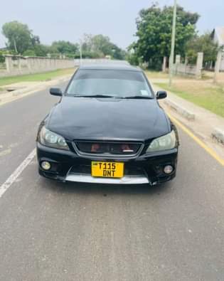 used toyota altezza
