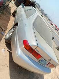 A picture of Toyota Camry big light