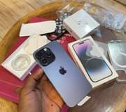 A picture of IPhone 14 Promax Storage 128GB Full box Price 650 000
