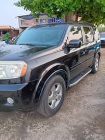 A picture of HONDA PILOT