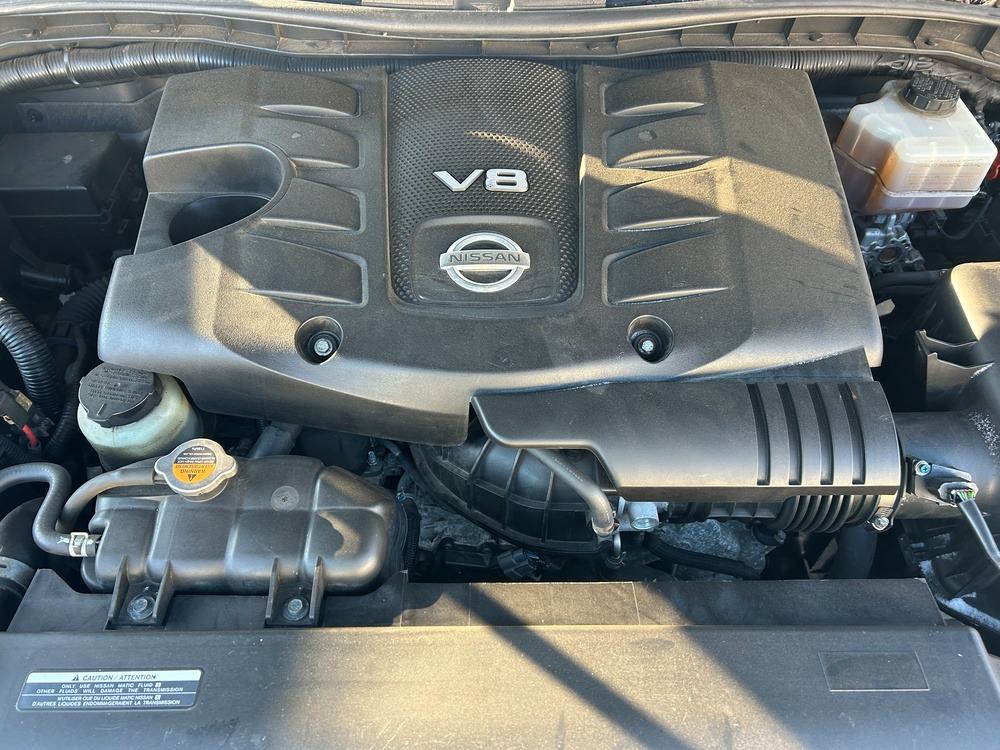 A picture of Nissan armada 2019 SL