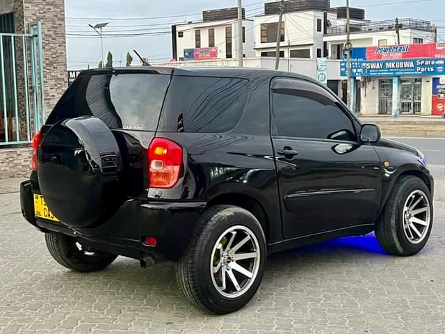 A picture of TOYOTA RAV4 TSHS 11.5M 