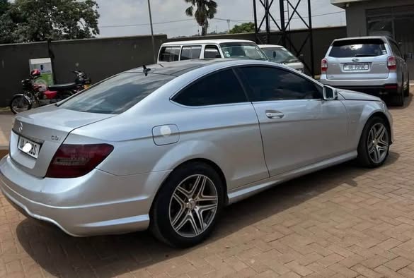 A picture of Mercedes Benz C200 CDI0765424123 0709446672