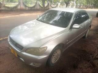 used toyota altezza