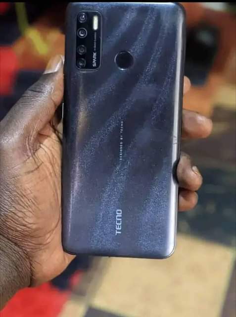 tecno spark