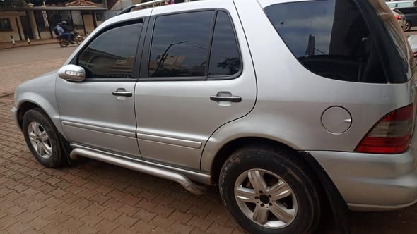 A picture of Mercedes Benz diesel 15m
