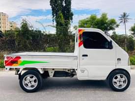 A picture of SUZUKI CARRY DSG 