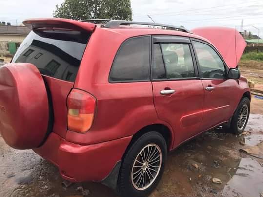 A picture of Toyota Rav 4