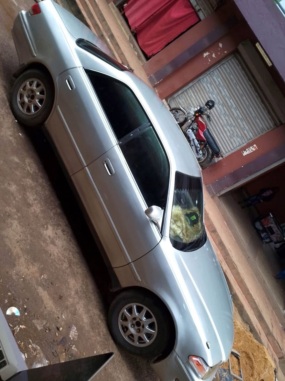 A picture of 2000 Toyota mark ll