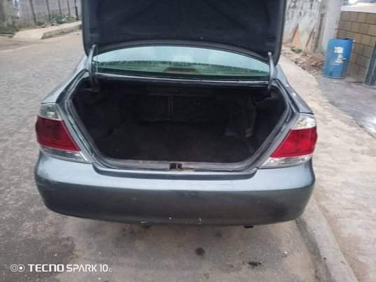 A picture of 2005 Toyota Camry