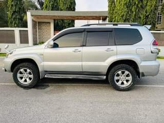 A picture of Toyota prado tx 120