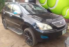 A picture of Rx 330 up for sale everything intact buy and drive