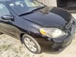 A picture of Toyota matrix 06