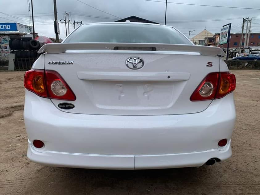 A picture of Corolla sport 2011