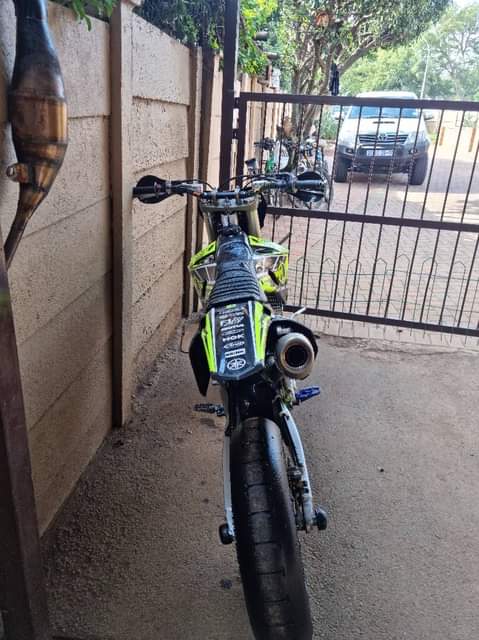 BIKES A.