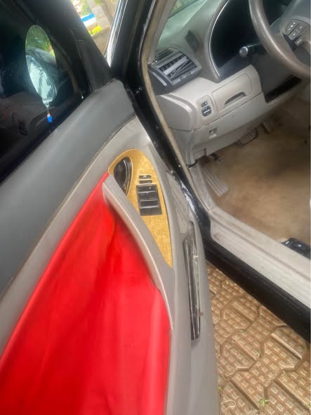 A picture of 2009 Camry muscle