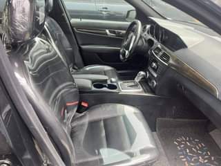 A picture of Mercedes Benz C300