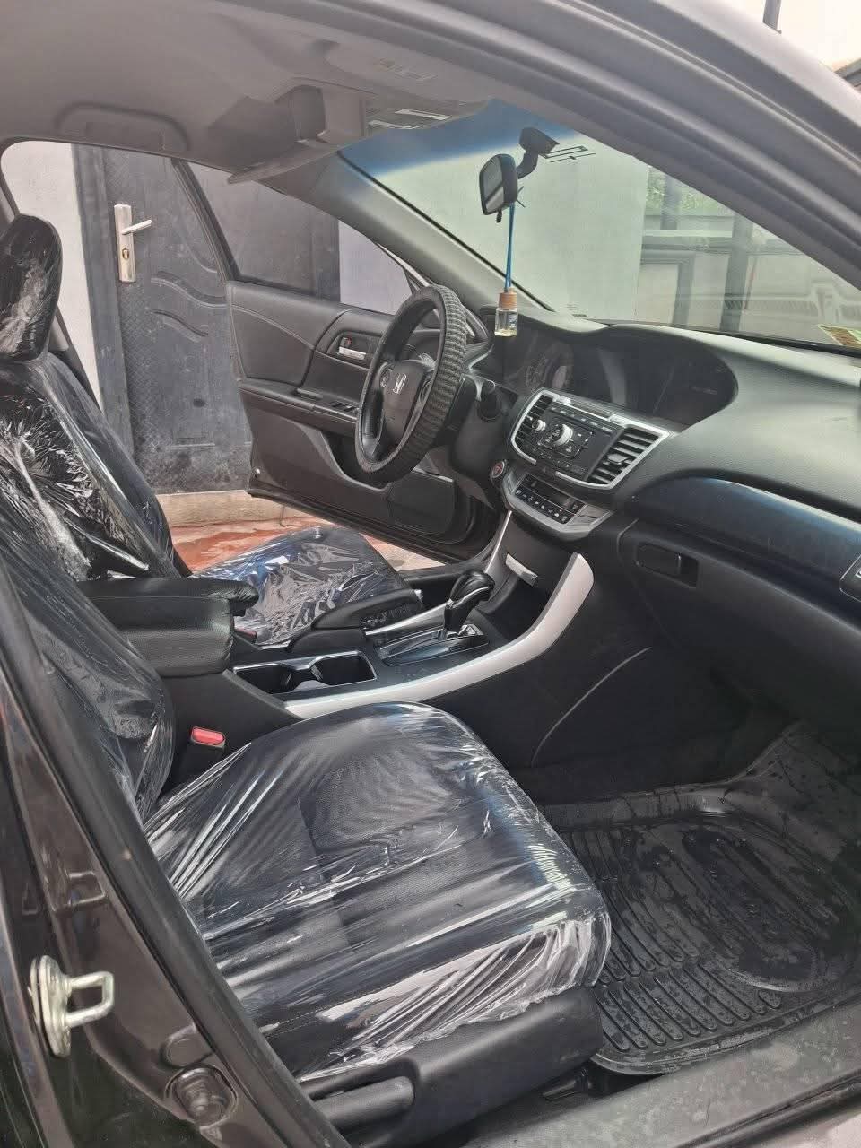 A picture of 2013 Honda accord