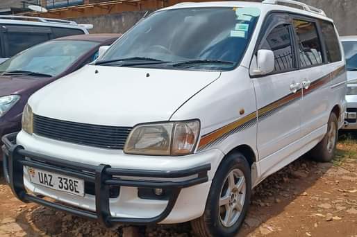A picture of TOYOTA NOAH SUPER UAZ IN PERFECT CONDITION PRICE 18M 0708