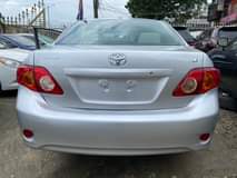A picture of 2010 Toyota corolla