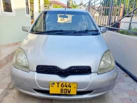 A picture of VITZ OLD MODEL KALI