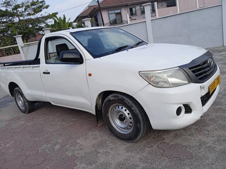 A picture of pick up hilax single