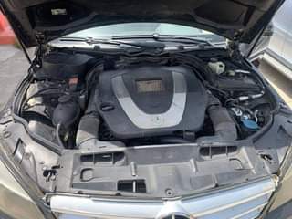 A picture of 2010 Mercedes Benz C300 with faulty Gear 