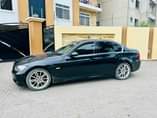 A picture of BMW 3 SERIES
