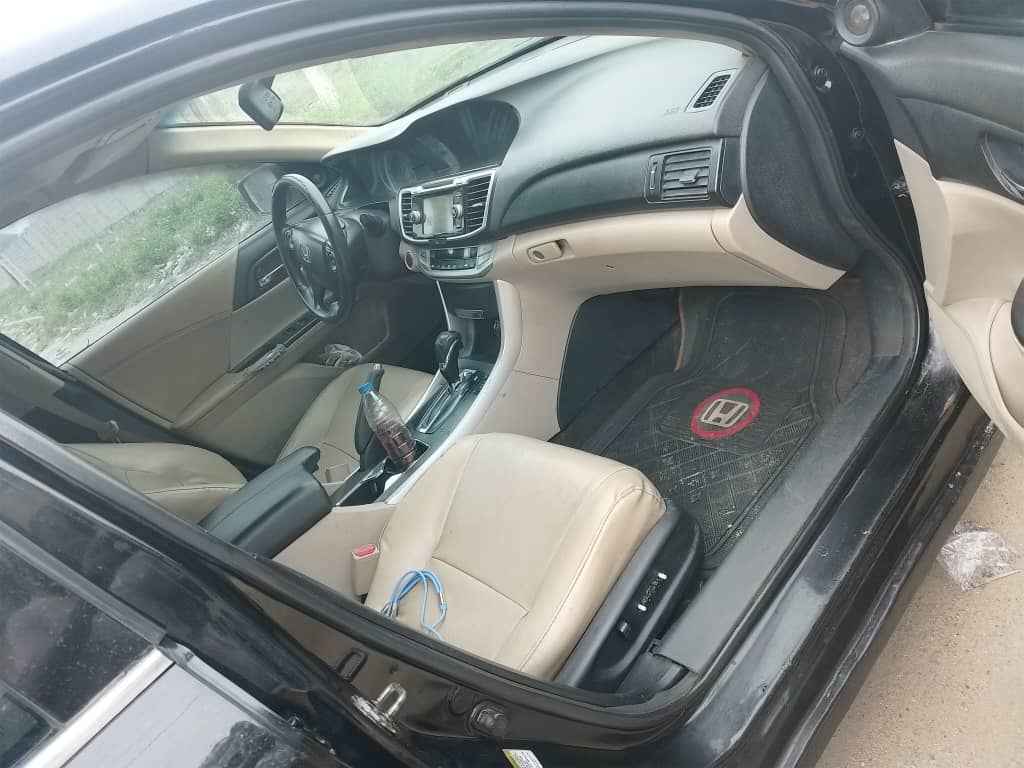 A picture of Honda accord 2014 08164726643 Location Abijo lagos
