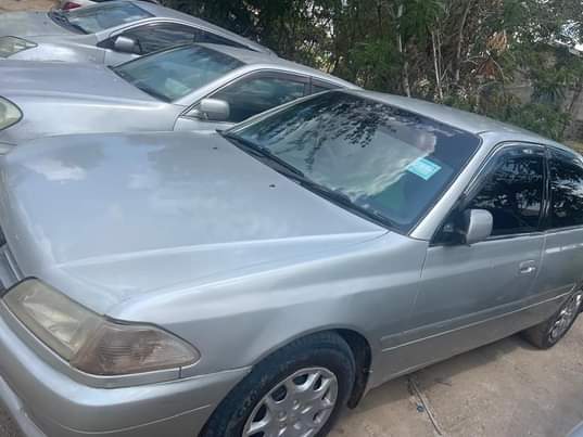 A picture of Toyota carina