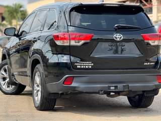 A picture of AWOOFKARZ9ja Presents MISTAKENLY REGISTERED BUT NOT USED TOYOTA HIGHLANDER 2015