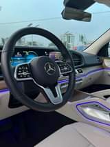 A picture of 2022 gle350