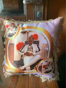 A picture of Customized throw pillows