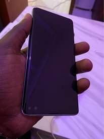 A picture of SAMSUNG S10 128GB