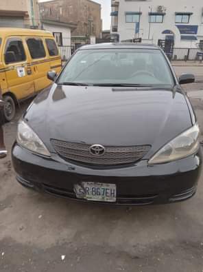 A picture of 2004 Toyota Camry used Engine and gear and ac working
