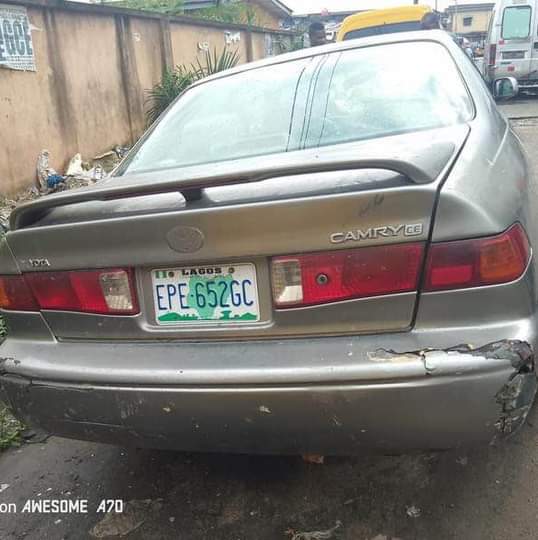 A picture of Toyota Camry drop light