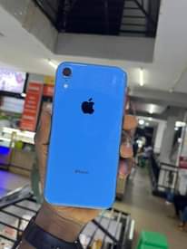 A picture of Dubai used iPhone s
