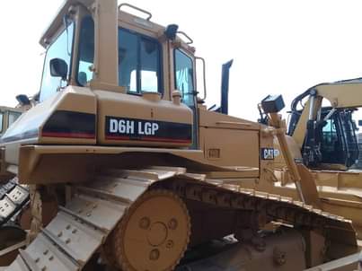 A picture of CAT BULLDOZER D6H V TRACK
