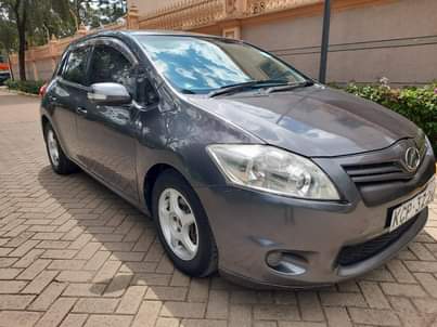 toyota auris