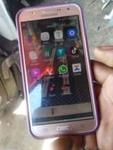 A picture of Sumsung j7 at 16gb 2gb ram 140k call 0708166280