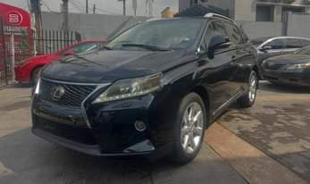 A picture of Lexus RX350