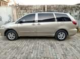 A picture of Belgium grade Toyota Sienna 2005 2006 model first body Super