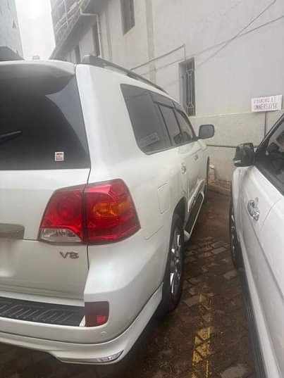 A picture of V8