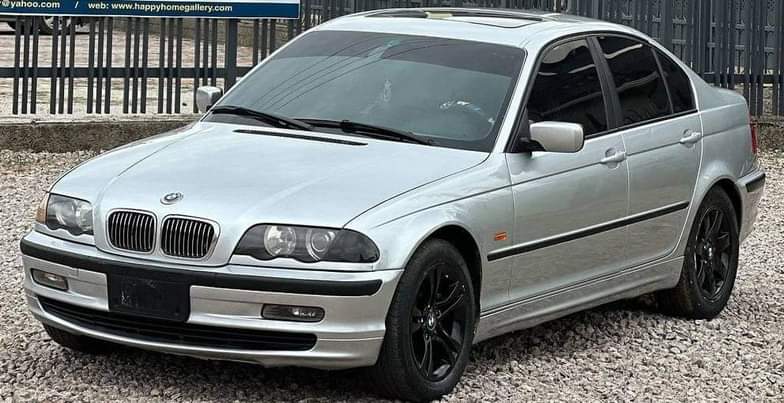 A picture of Super clean BMW KOJA Price 2million Call or WhatsApp 07071606987