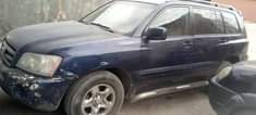 A picture of 2004 model Toyota Highlander Ac and Gear are working perfectly